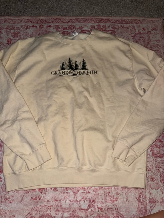 Other - Cream Crewneck Sweatshirt